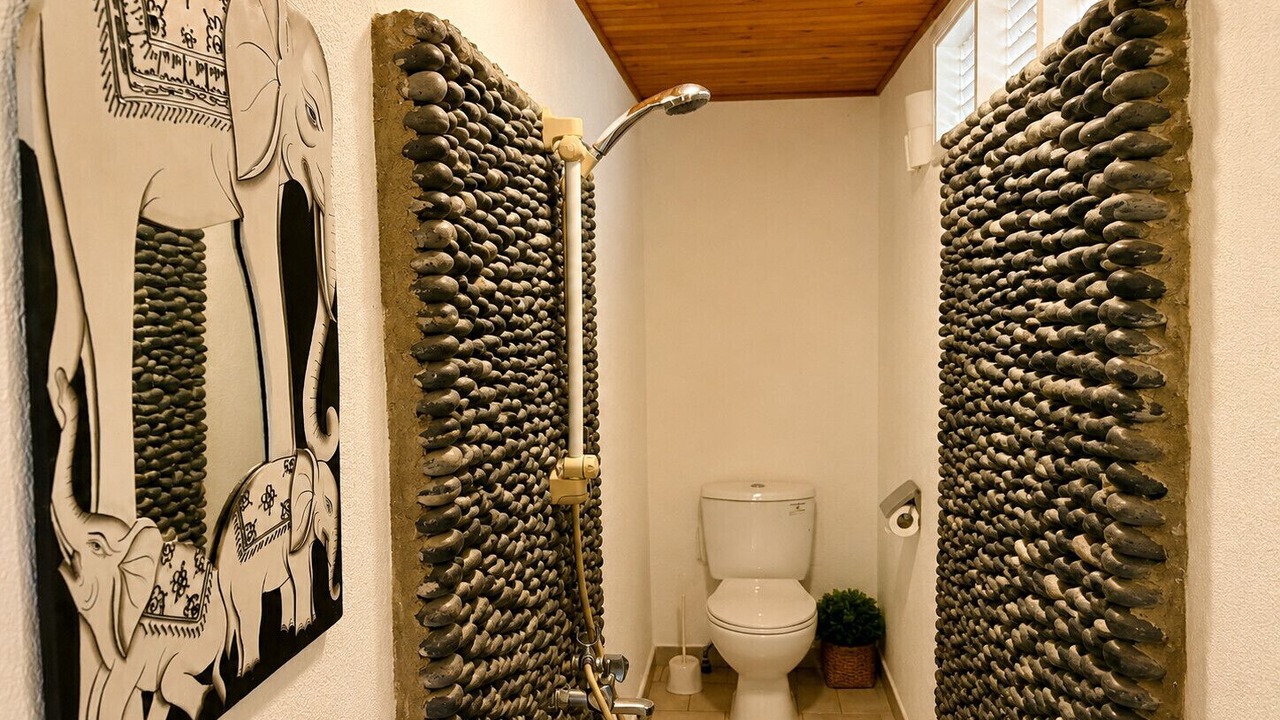 Photo of Bathroom in Moorea-Maiao