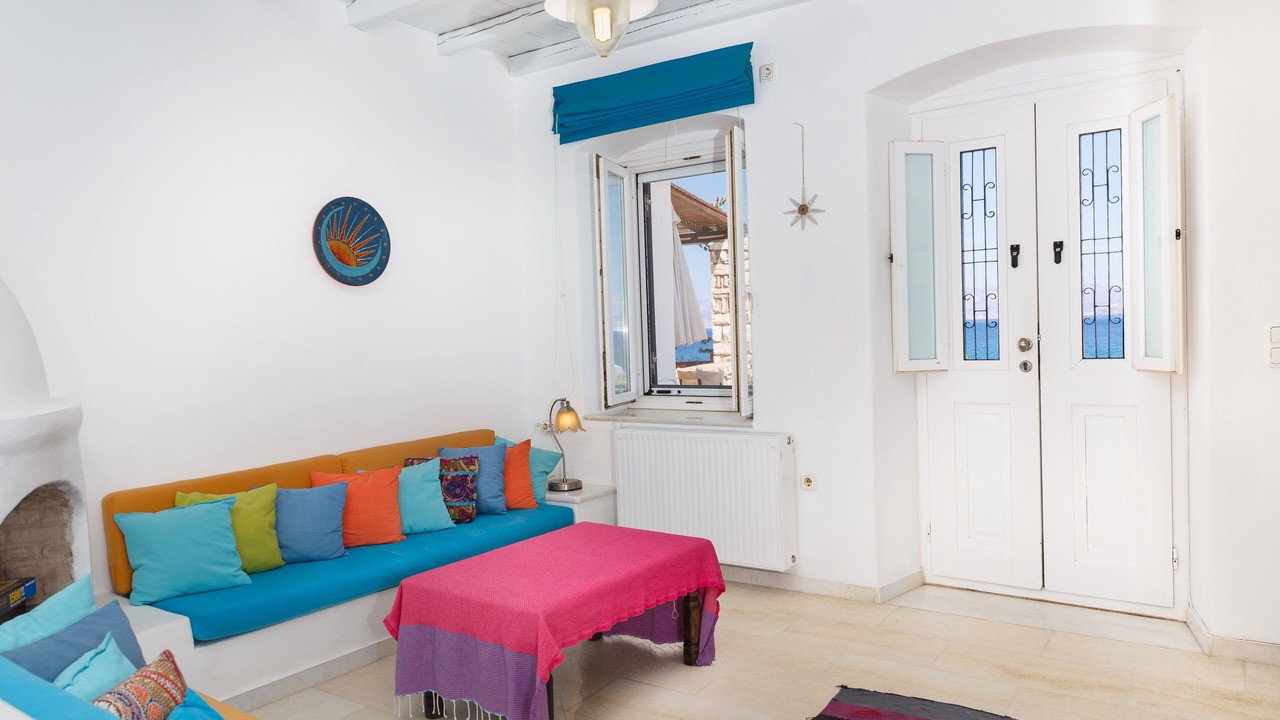Photo of Livingroom in Ampelas
