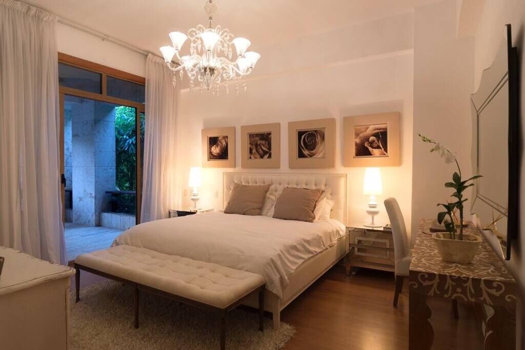 Photo of Bedroom in Los Altos