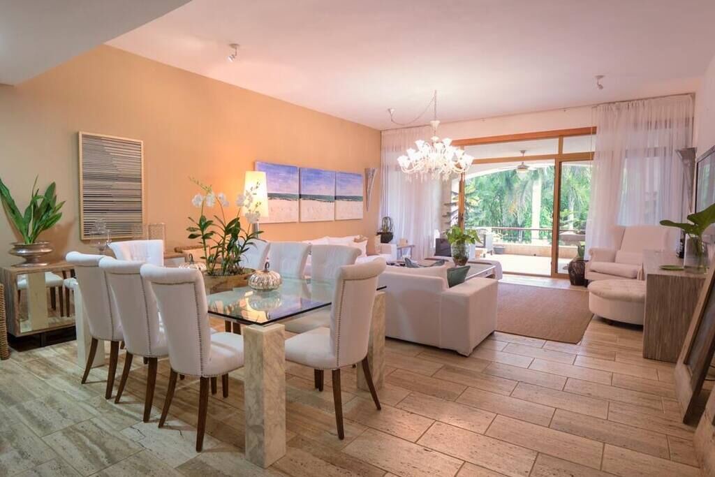 Photo of Bedroom in Los Altos