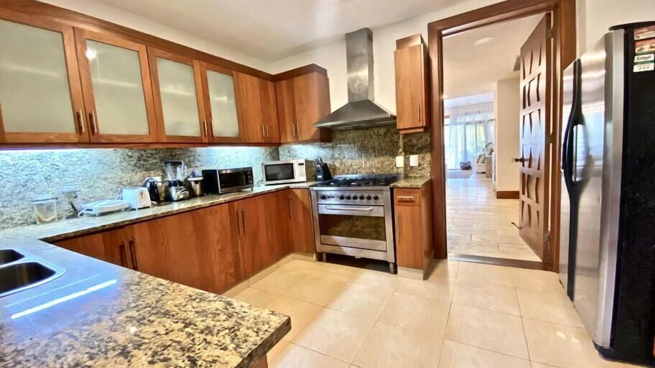 Photo of Kitchen in Los Altos