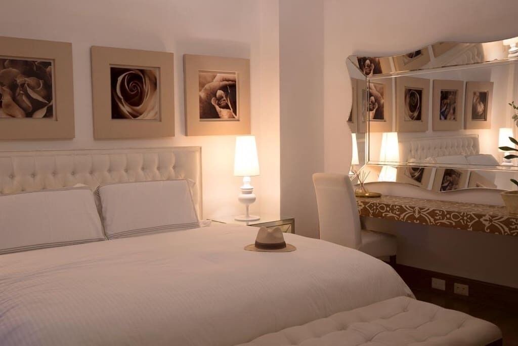 Photo of Bedroom in Los Altos