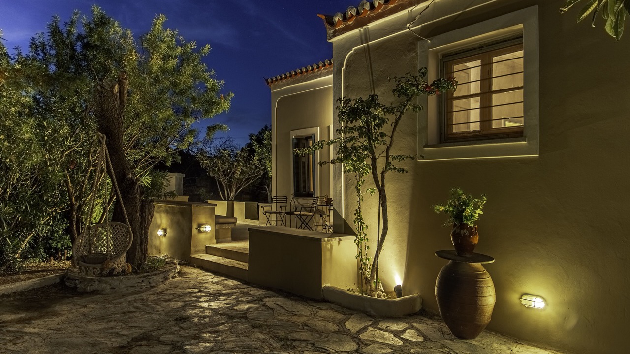 Photo of Patio Balcony in Andros Town