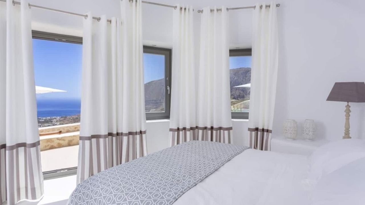 Photo of Bedroom in Santorini