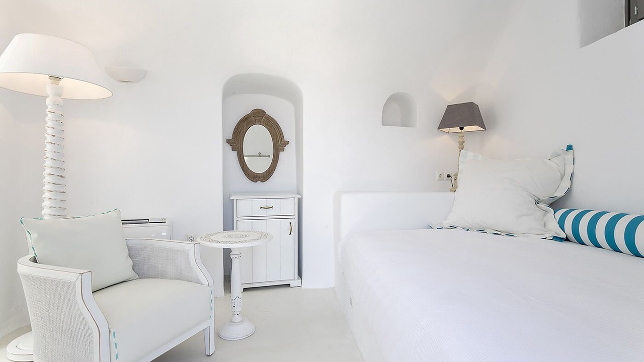 Photo of Bedroom in Santorini