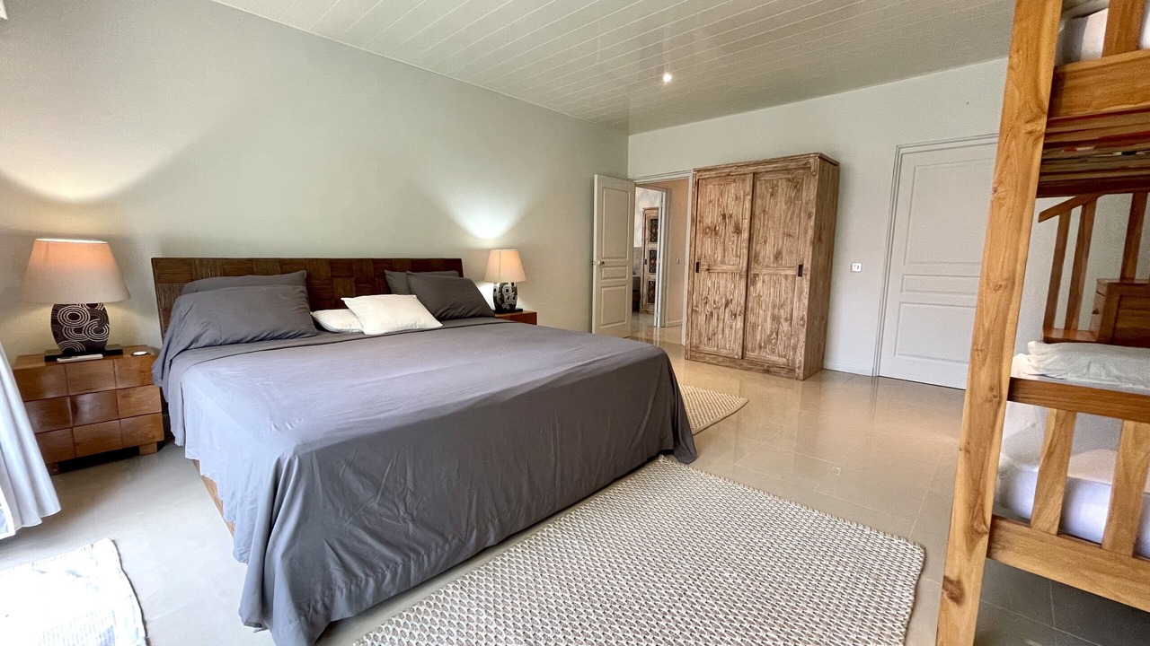 Photo of Bedroom in Vai'anae