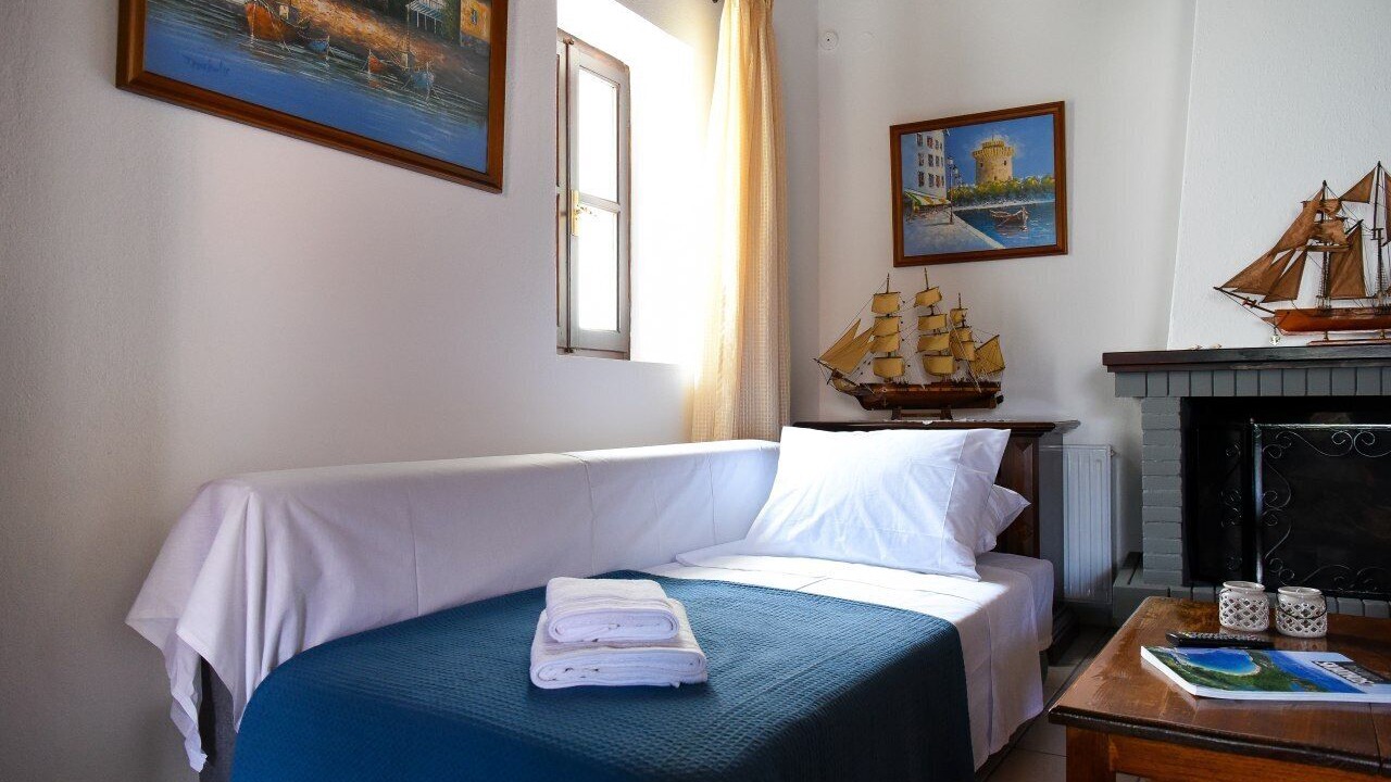 Photo of Bedroom in Skiathos Town