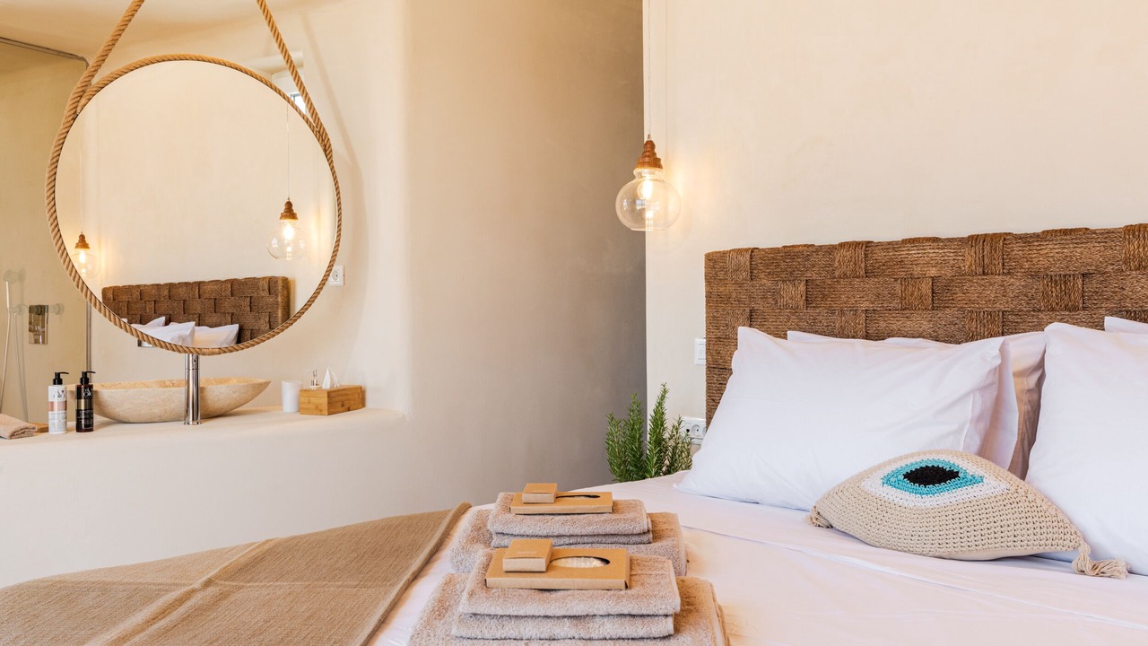 Photo of Bedroom in Faros Armenistis
