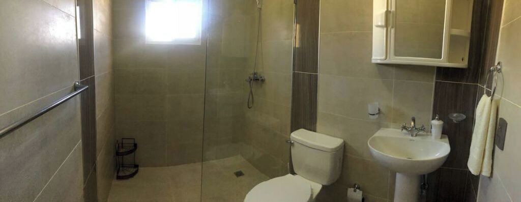 Photo of Bathroom in Munoz