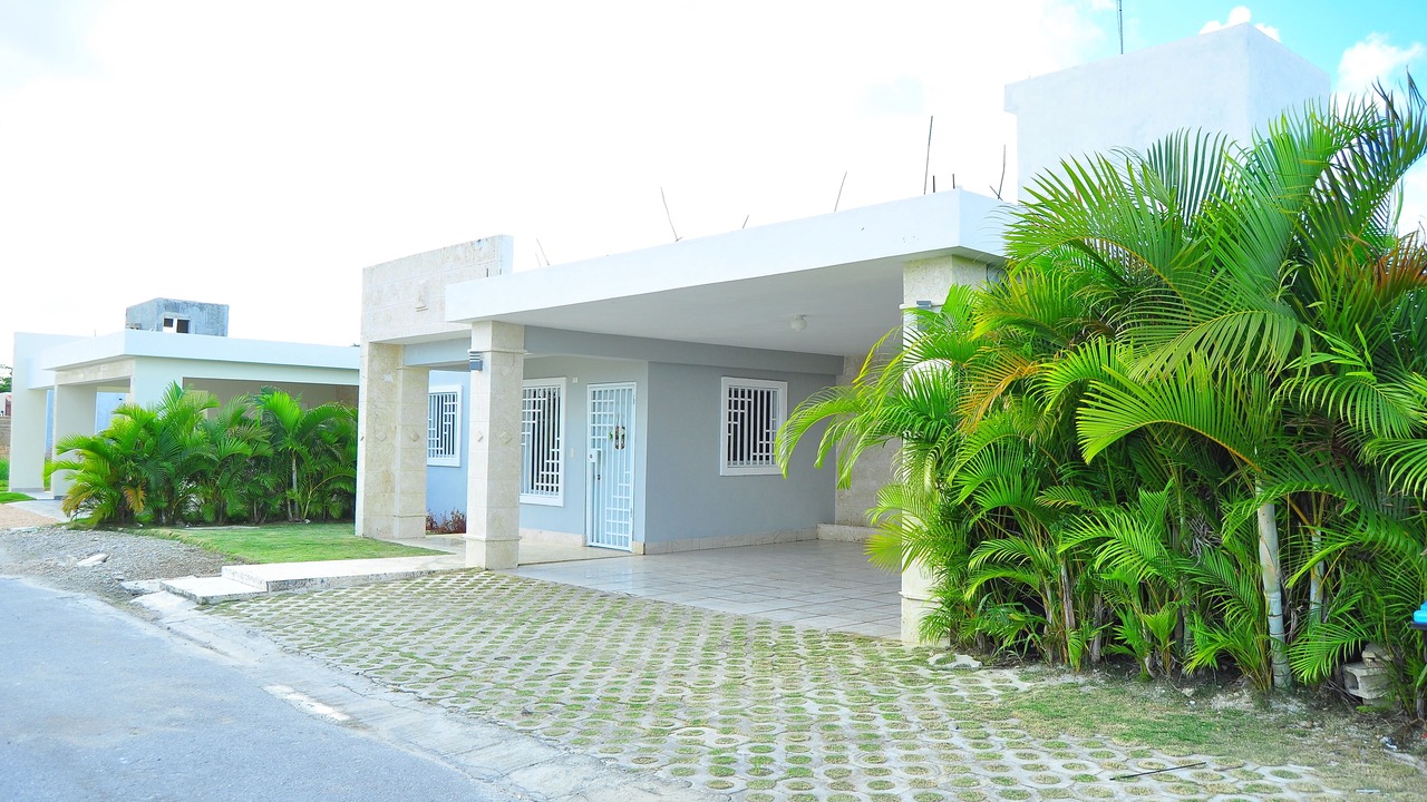 Photo of Outdoor in Veron