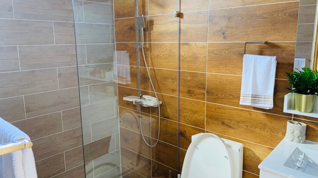 Photo of Bathroom in Evaristo Morales