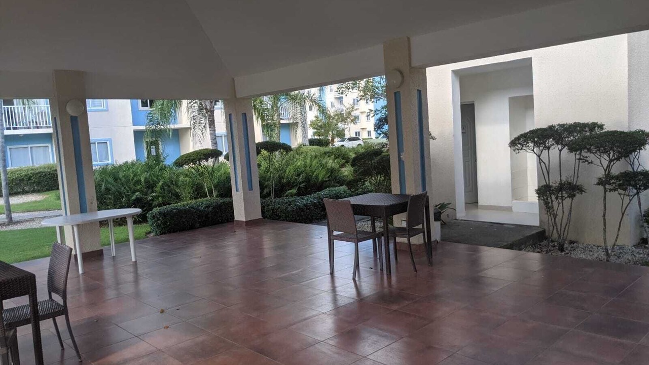 Photo of Outdoor in Veron