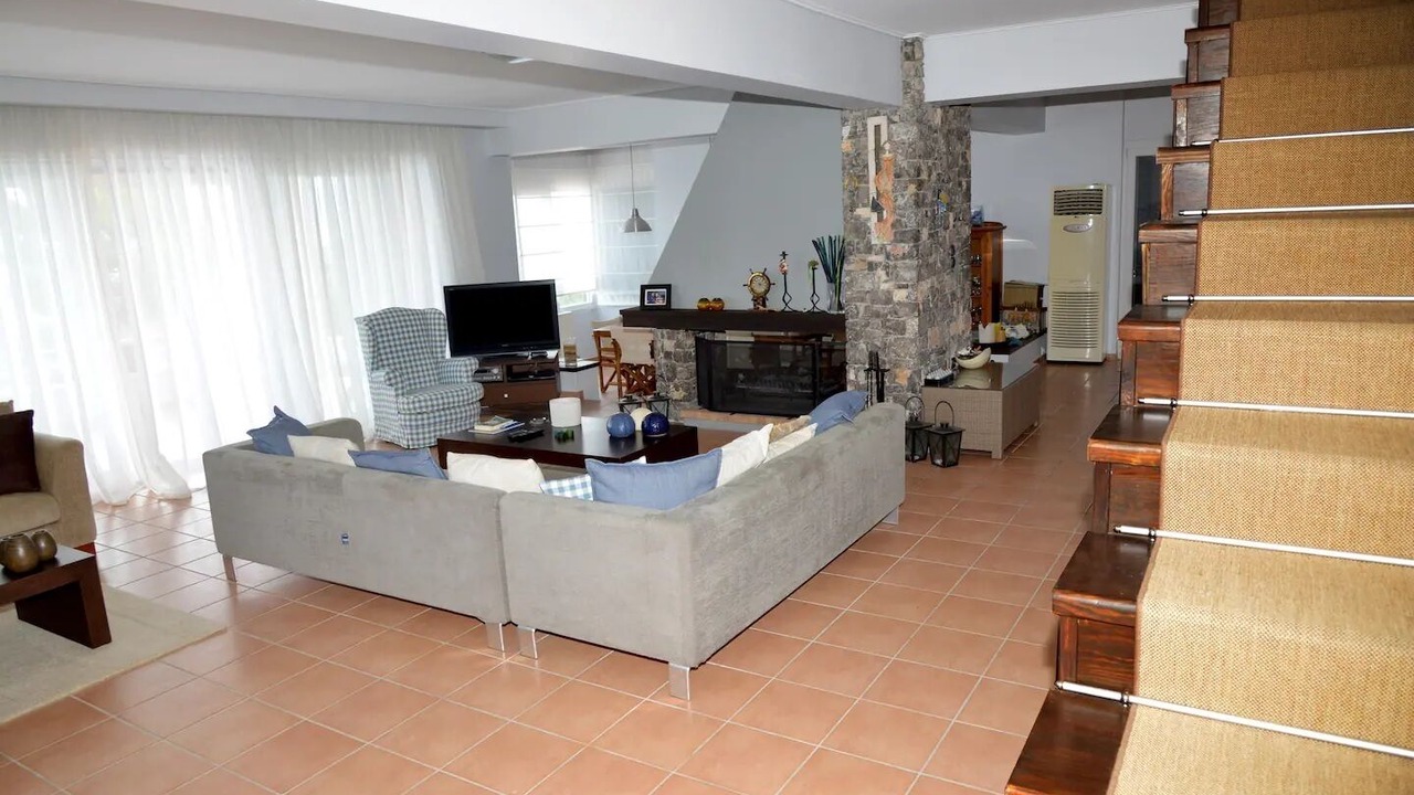 Photo of Livingroom in Theologos