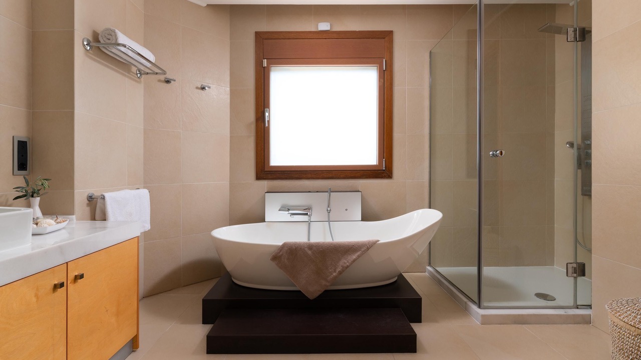 Photo of Bathroom in Ixia