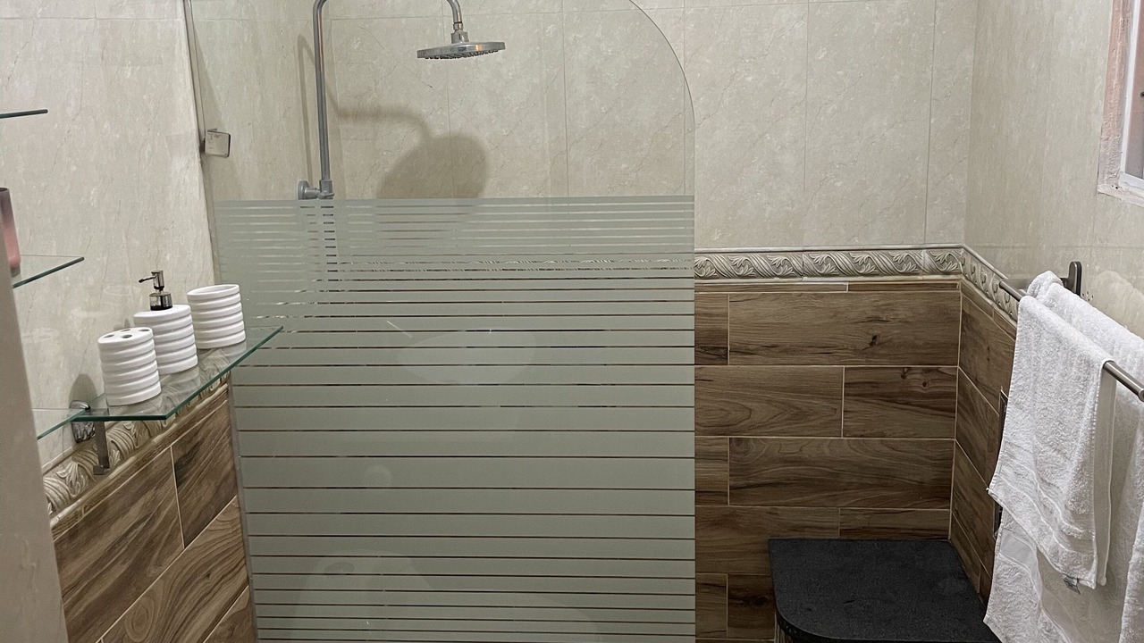 Photo of Bathroom in Gascue