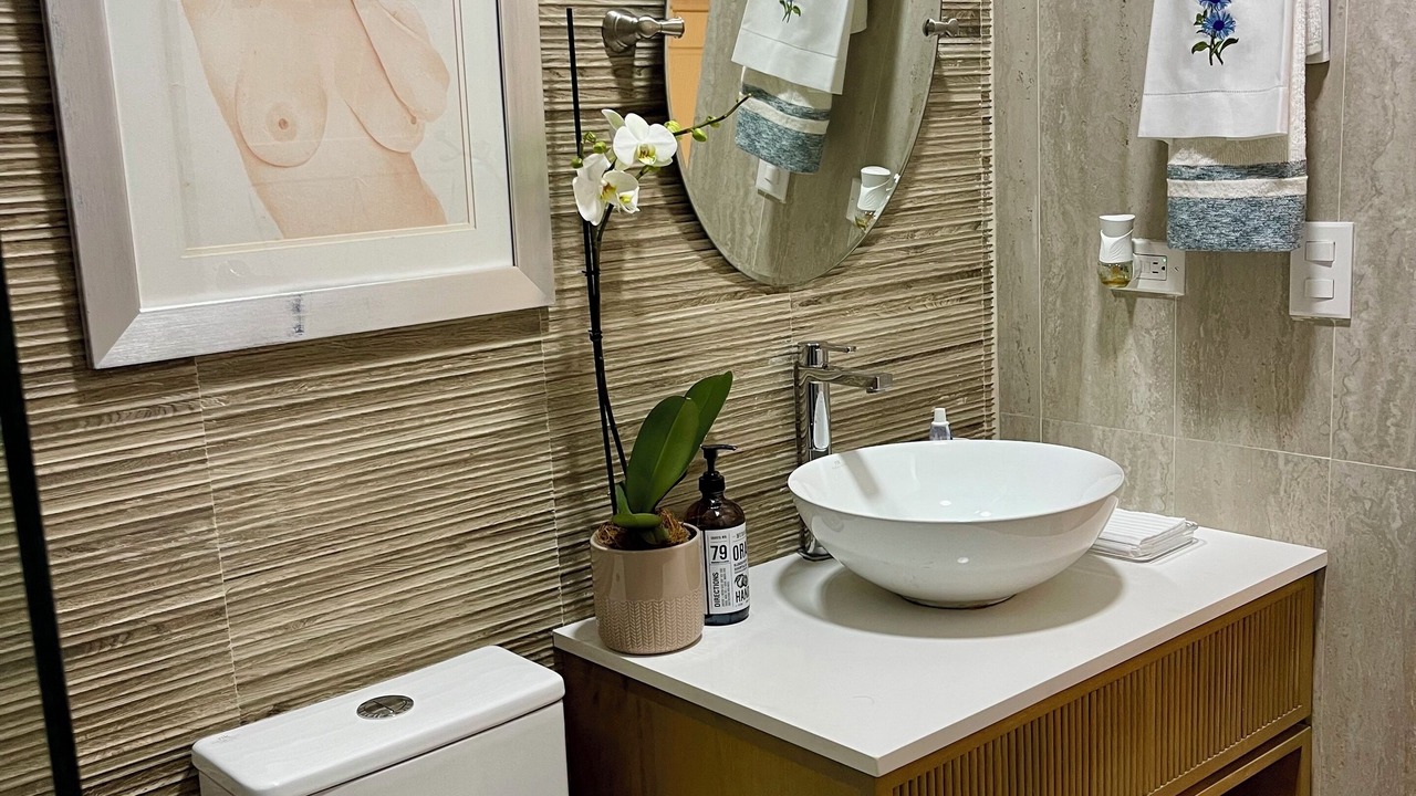 Photo of Bathroom in Los Altos