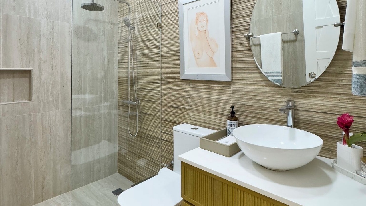 Photo of Bathroom in Los Altos