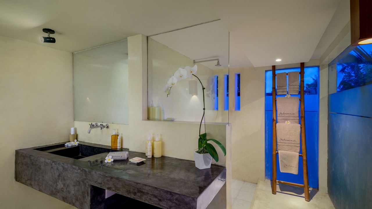 Photo of Bathroom in Munggu