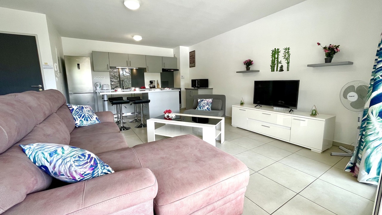 Photo of Livingroom in Faaa