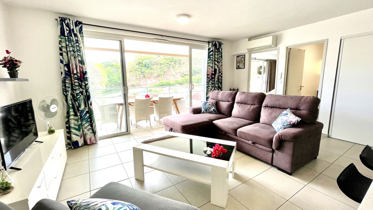 Photo of Livingroom in Faaa