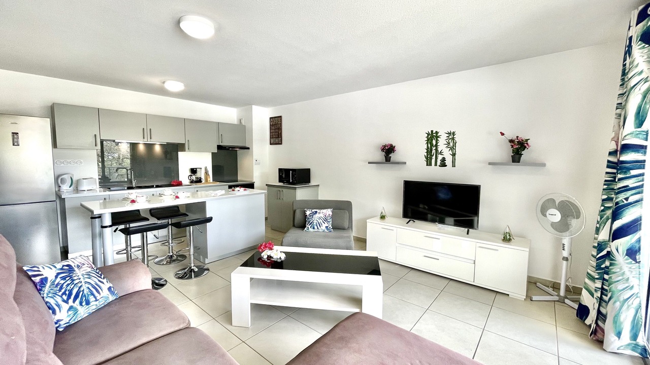 Photo of Livingroom in Faaa