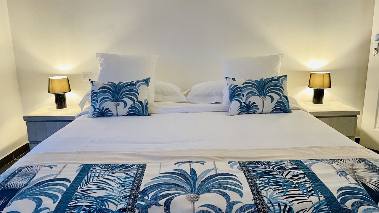 Photo of Bedroom in Punaauia