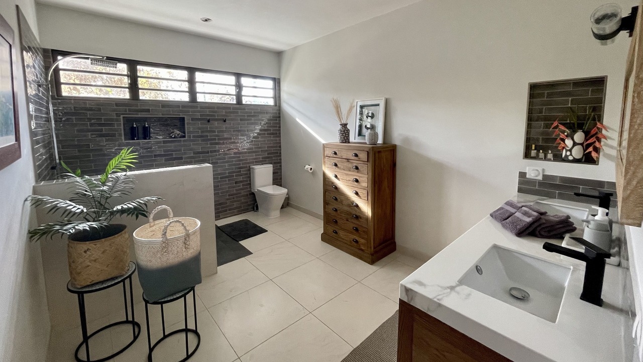 Photo of Bathroom in Tiahura