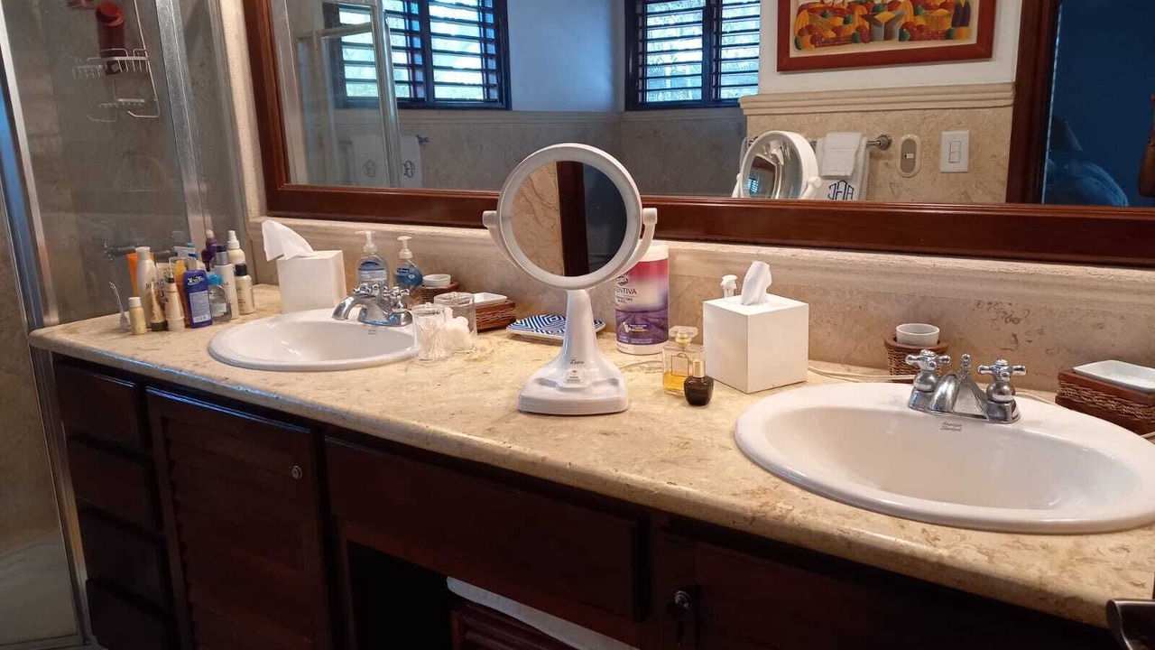 Photo of Bathroom in Los Limones
