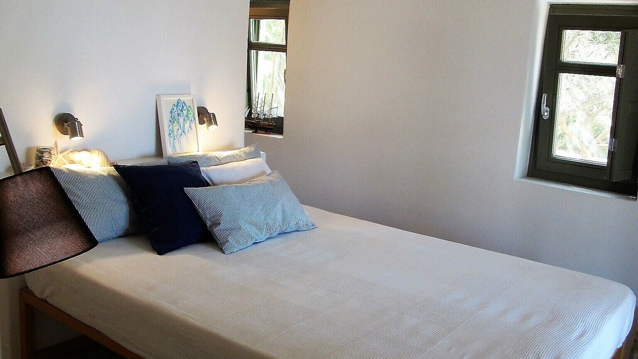 Photo of Bedroom in Tholaria