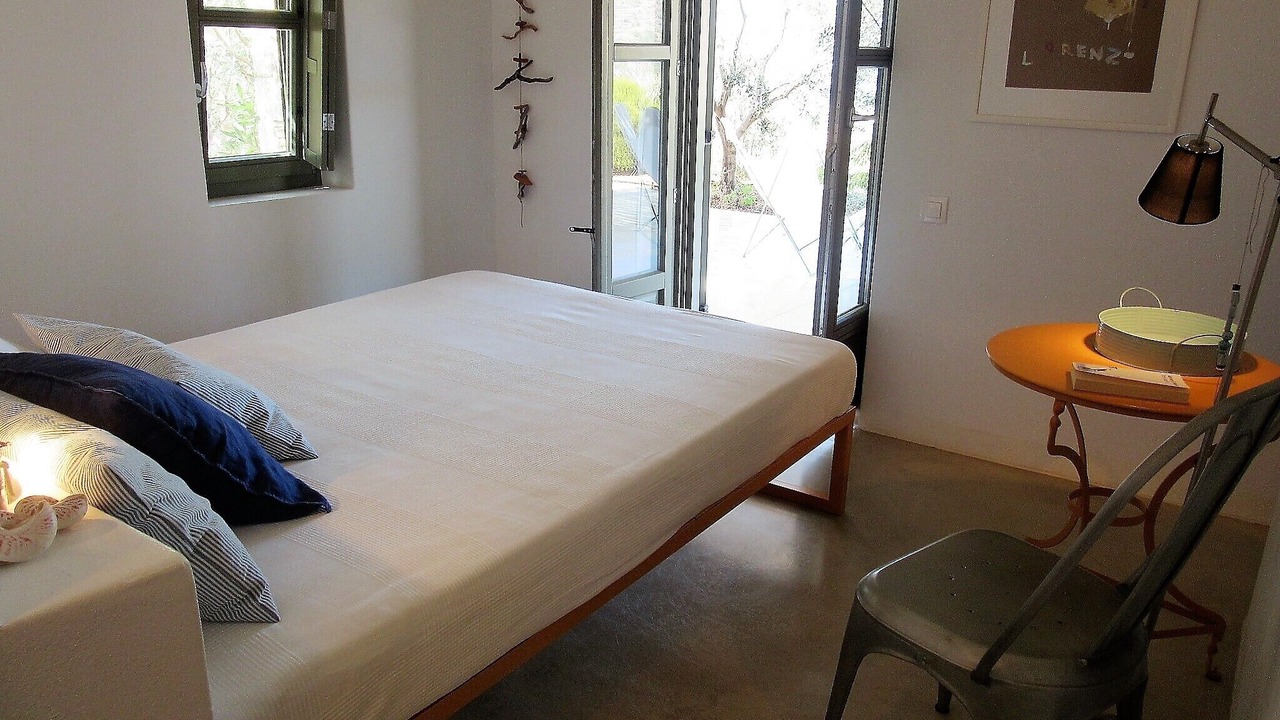 Photo of Bedroom in Tholaria