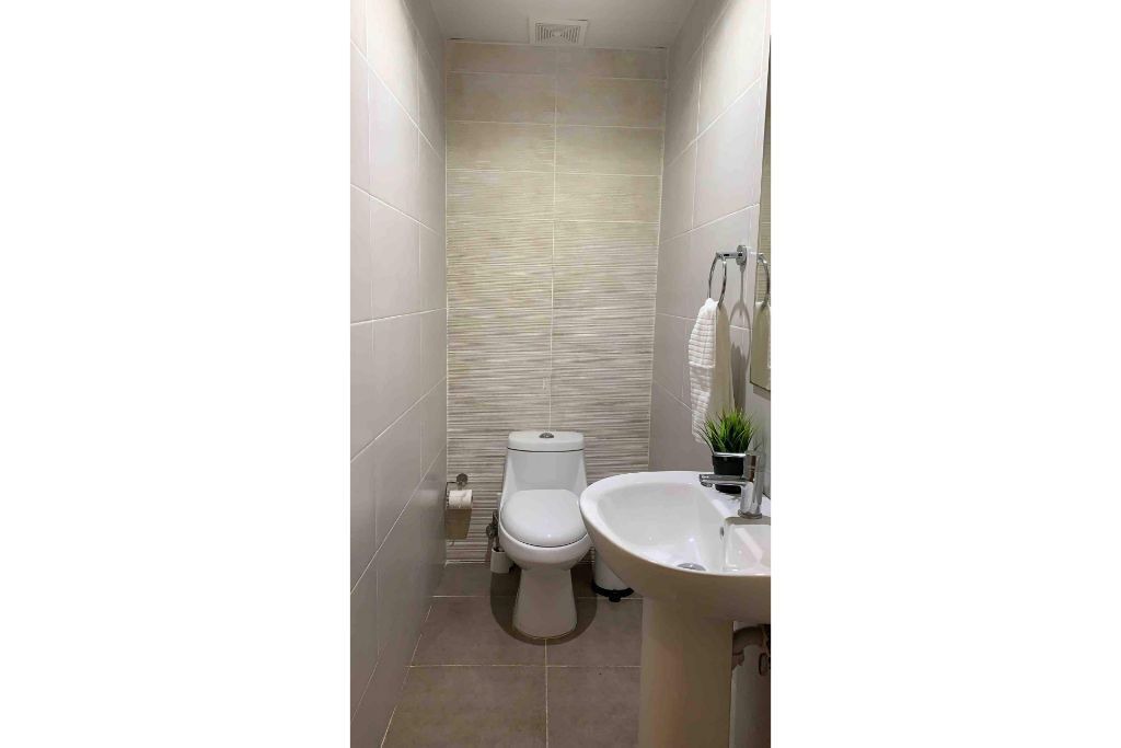 Photo of Bathroom in Evaristo Morales