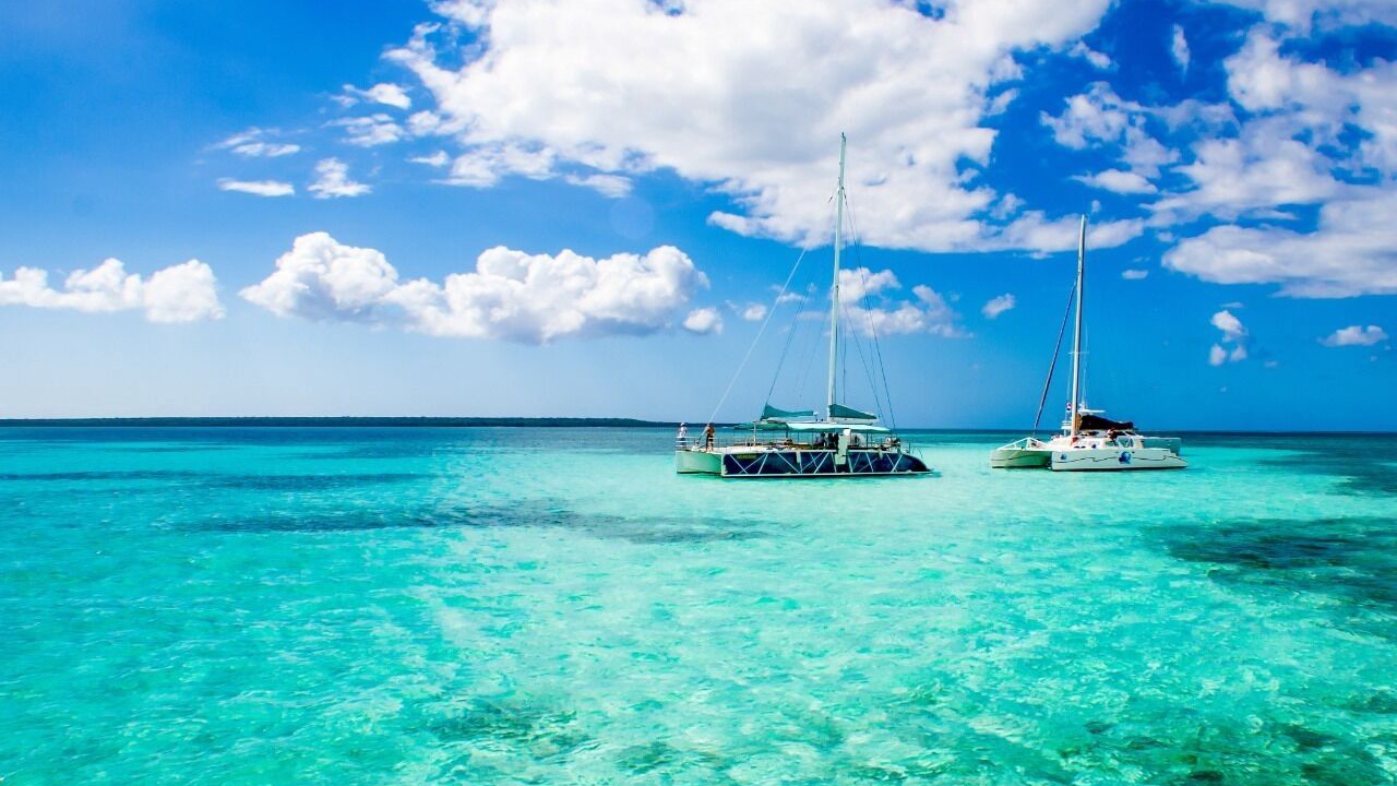 Photo of Others in Dominicus