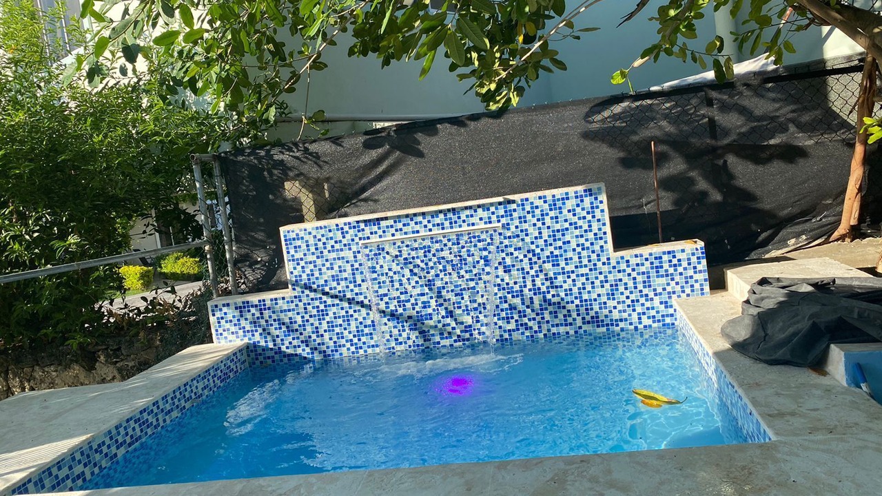 Photo of Outdoor in Veron