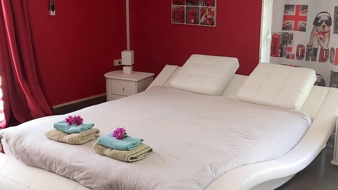 Photo of Bedroom in Punaauia