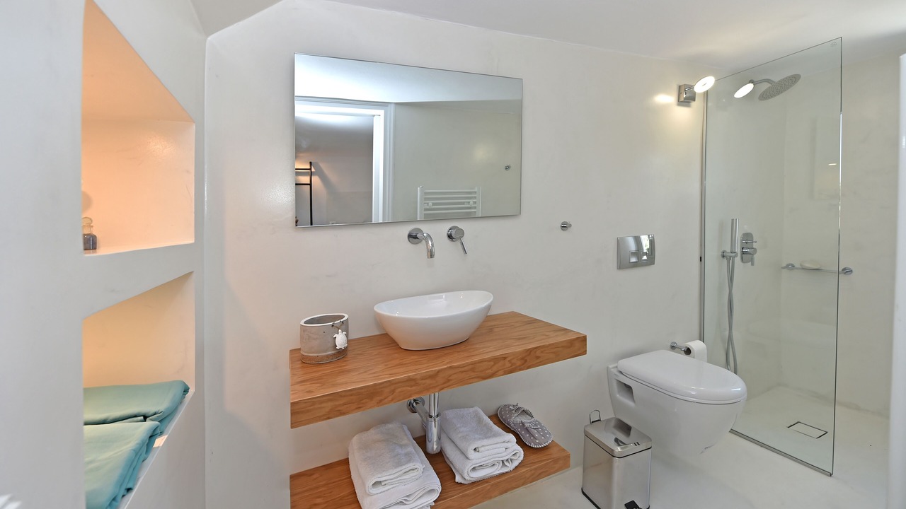 Photo of Bathroom in Tinos Town