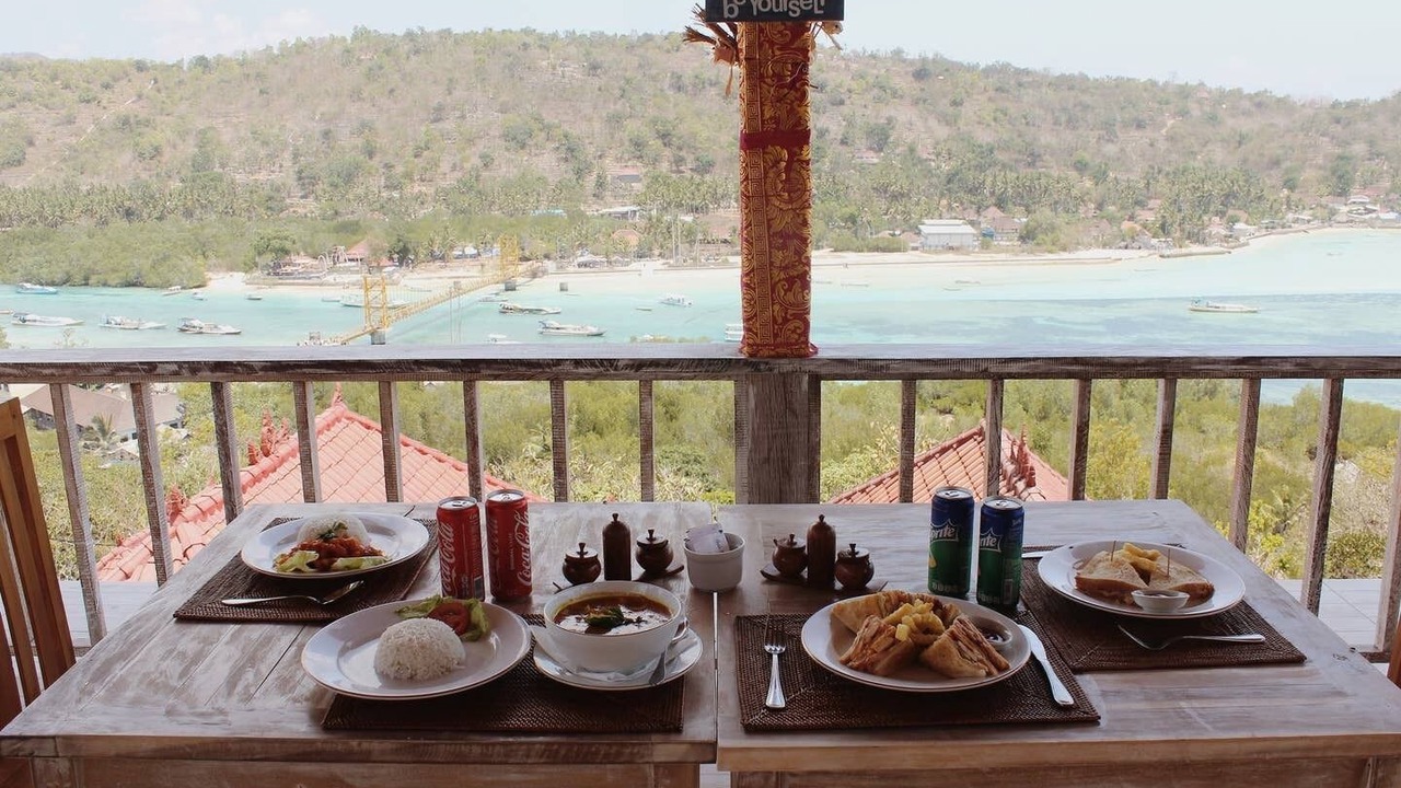 Photo of Outdoor in Mushroom Bay