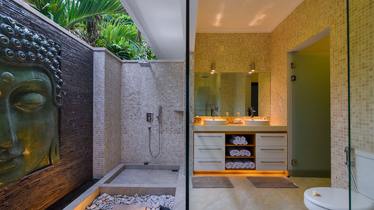 Photo of Bathroom in Umeanyar
