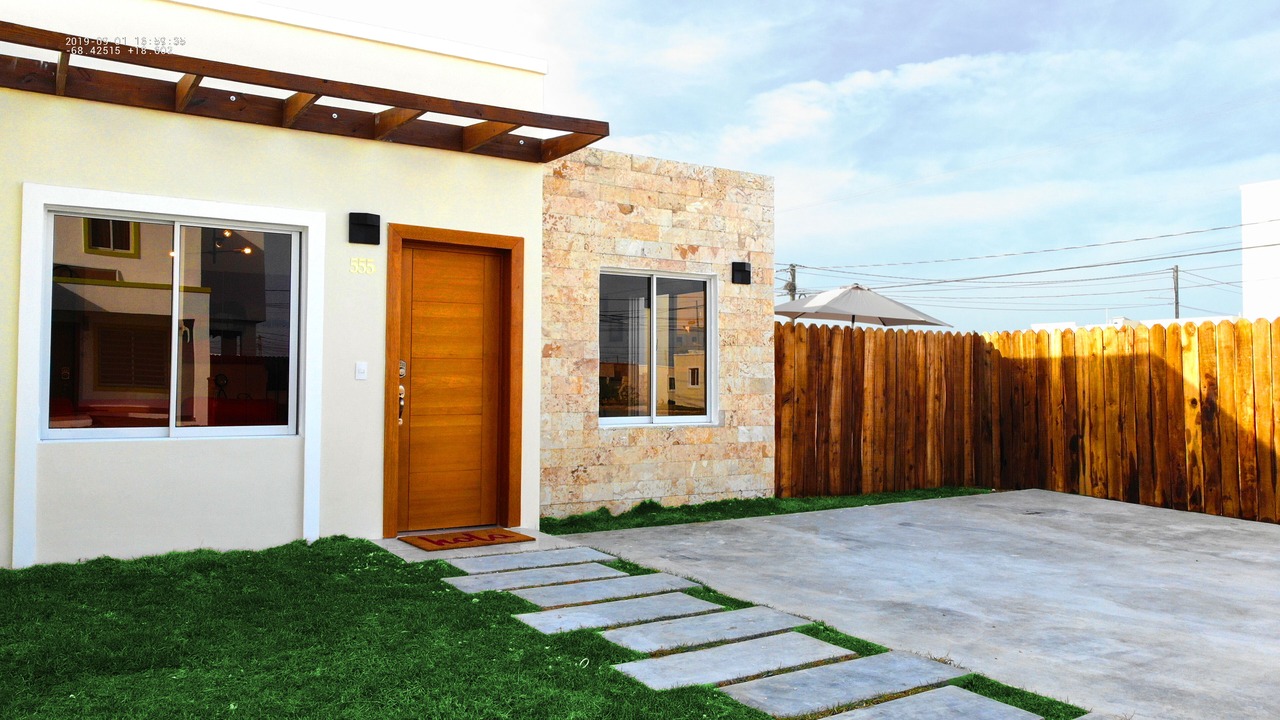 Photo of Outdoor in Veron
