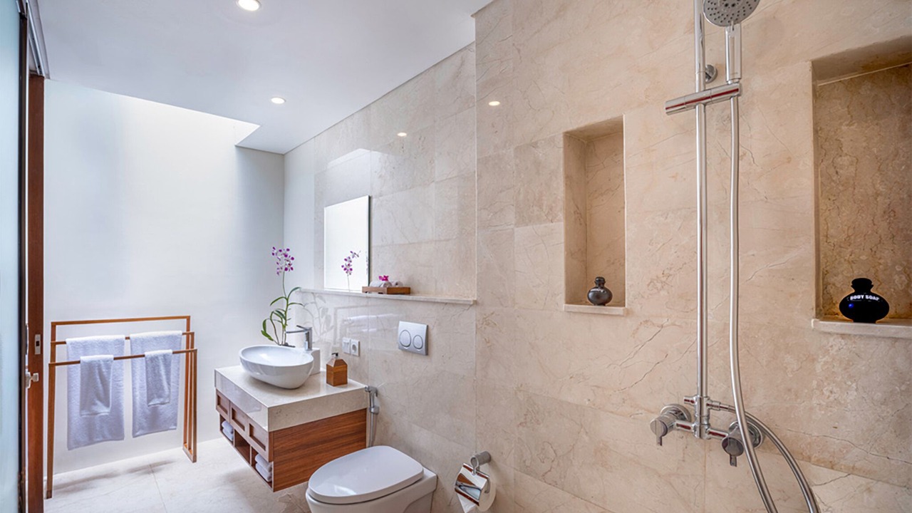 Photo of Bathroom in Kelating