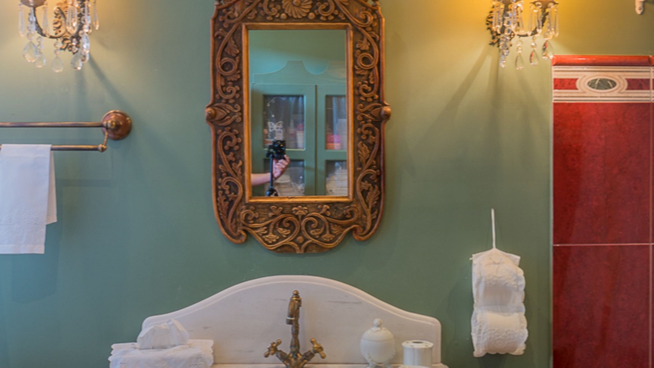 Photo of Bathroom in Ermoupoli