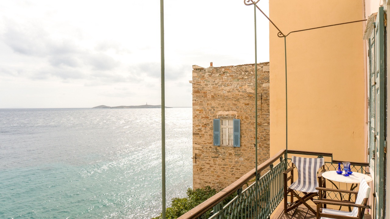 Photo of Patio Balcony in Ermoupoli