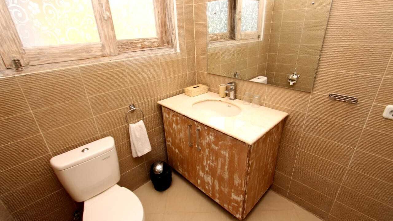 Photo of Bathroom in Kalibukbuk