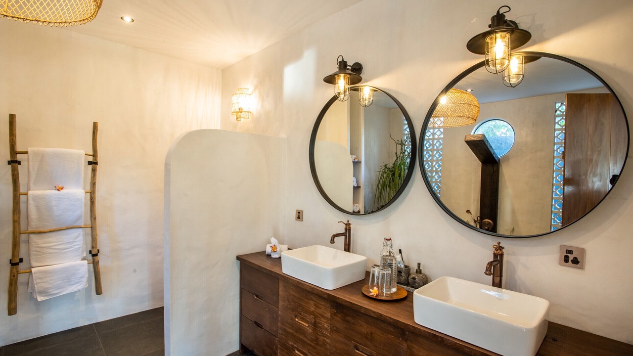 Photo of Bathroom in Babakan