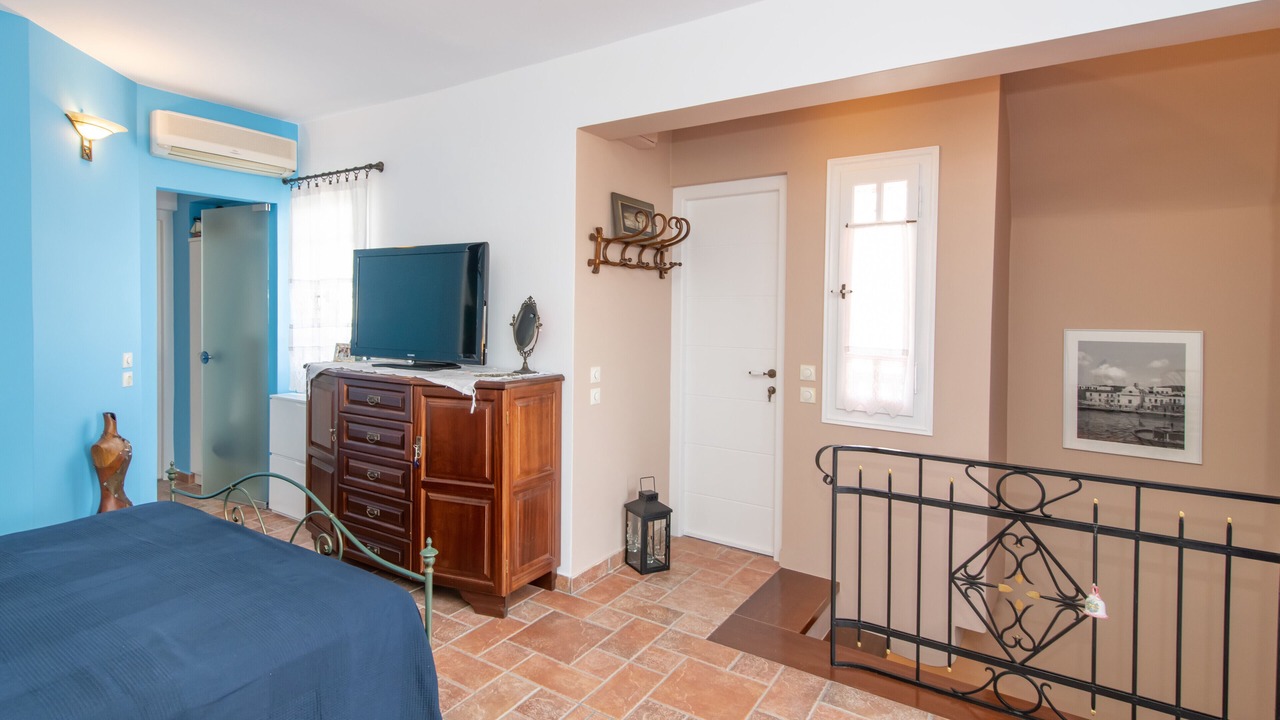 Photo of Bedroom in Tinos Town