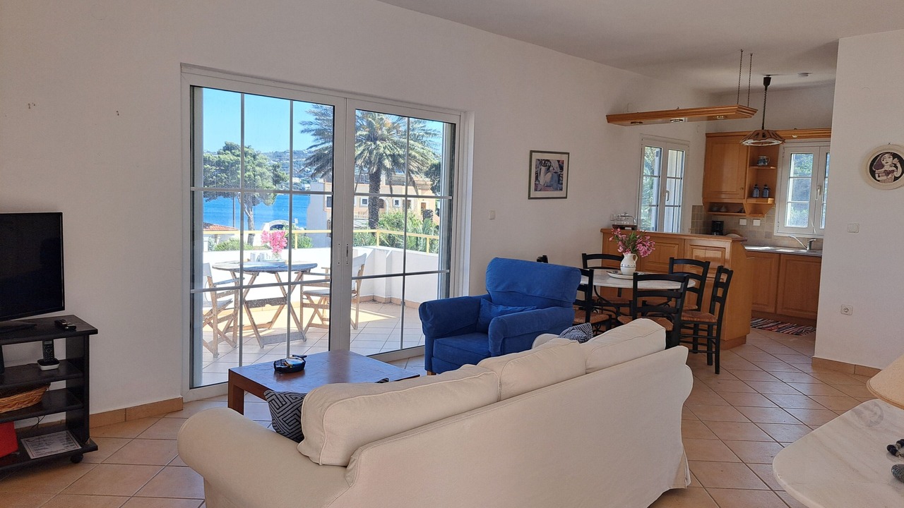 Photo of Livingroom in Alinda