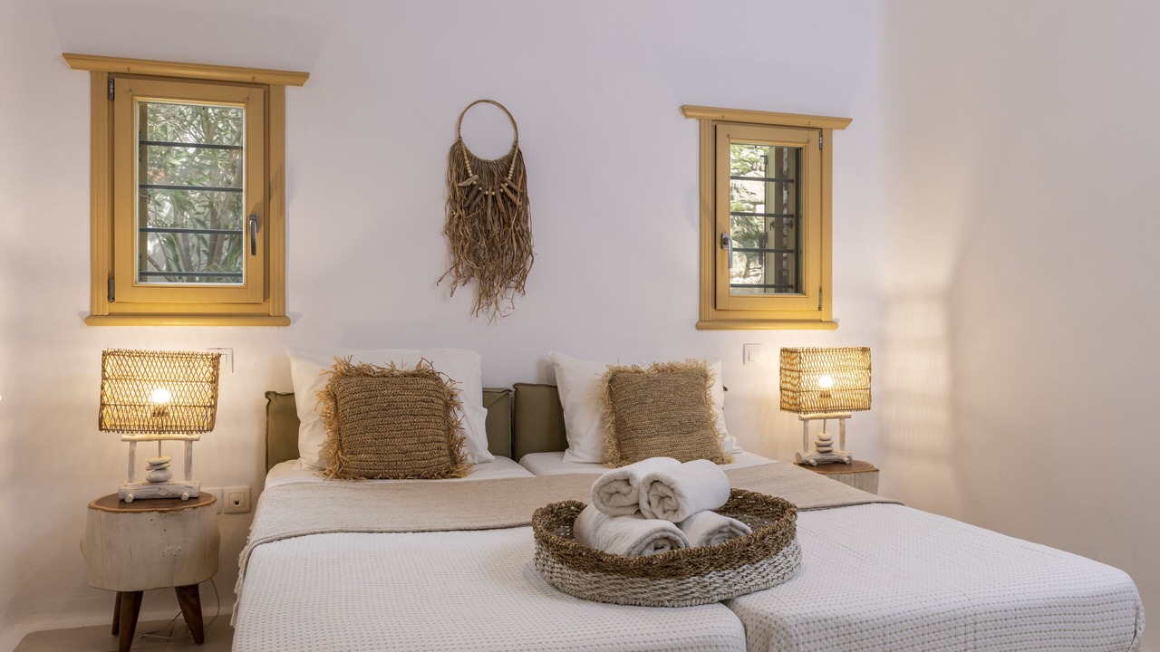 Photo of Bedroom in Platis Gialos