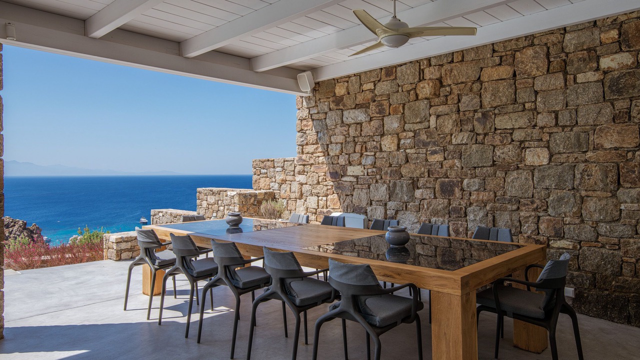 Photo of Outdoor in Elia