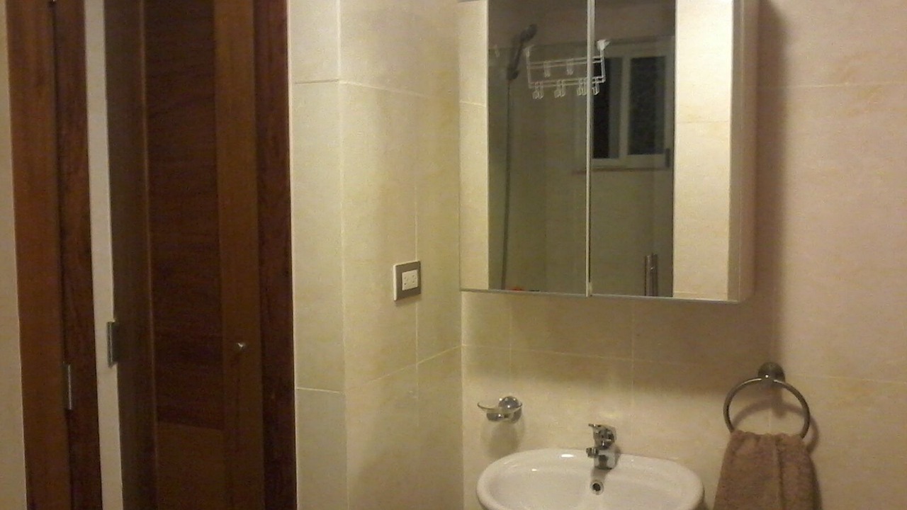 Photo of Bathroom in Veron