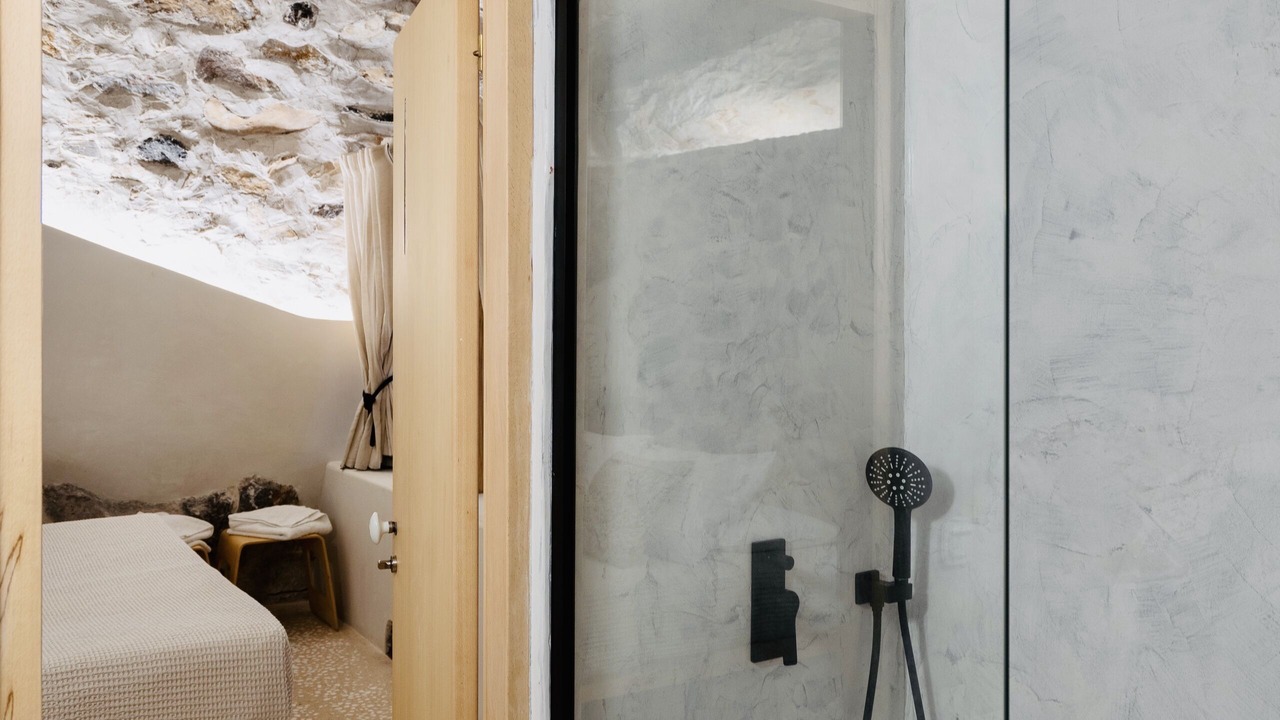 Photo of Bathroom in Emporio