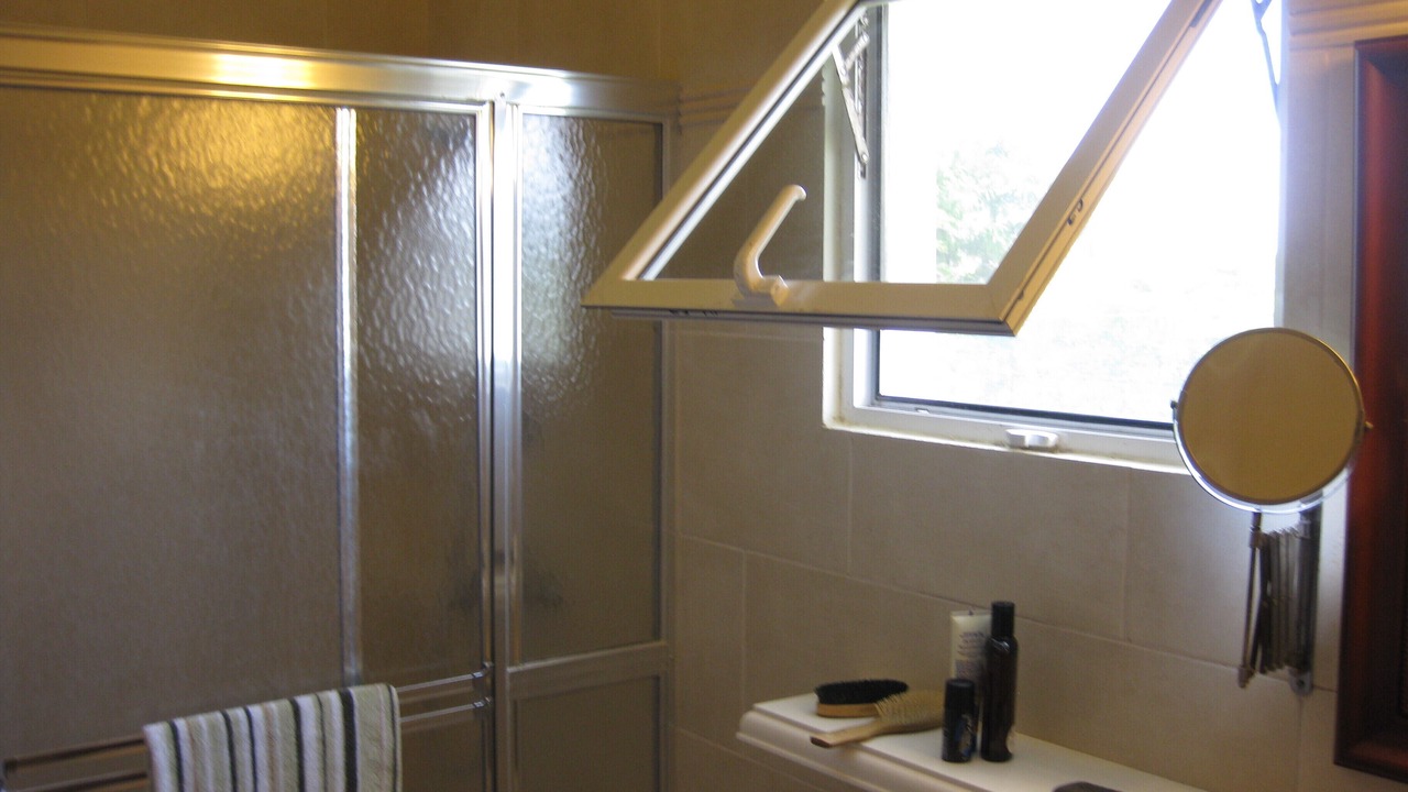Photo of Bathroom in ProCab